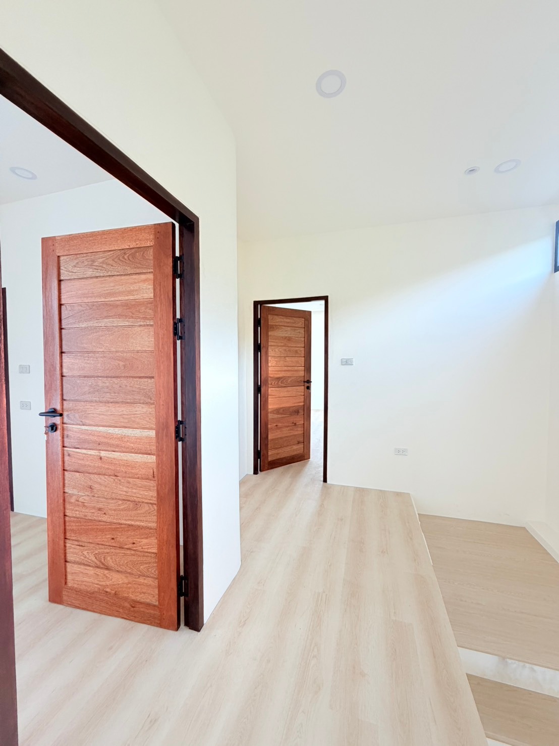 NAI Villas Urban 24